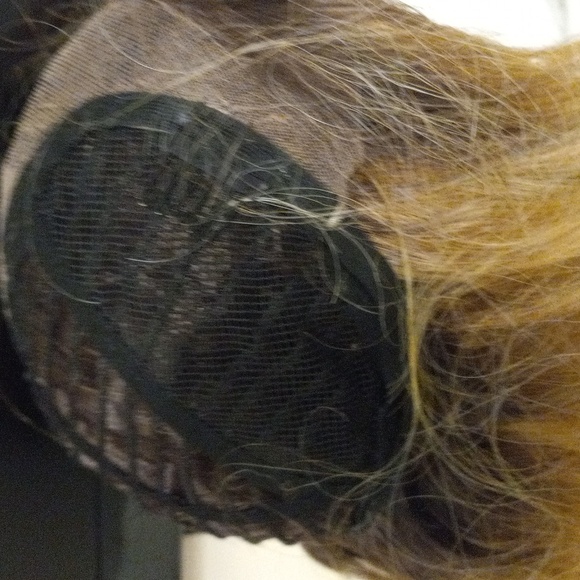 Blonde Ombre Wig - Picture 7 of 12